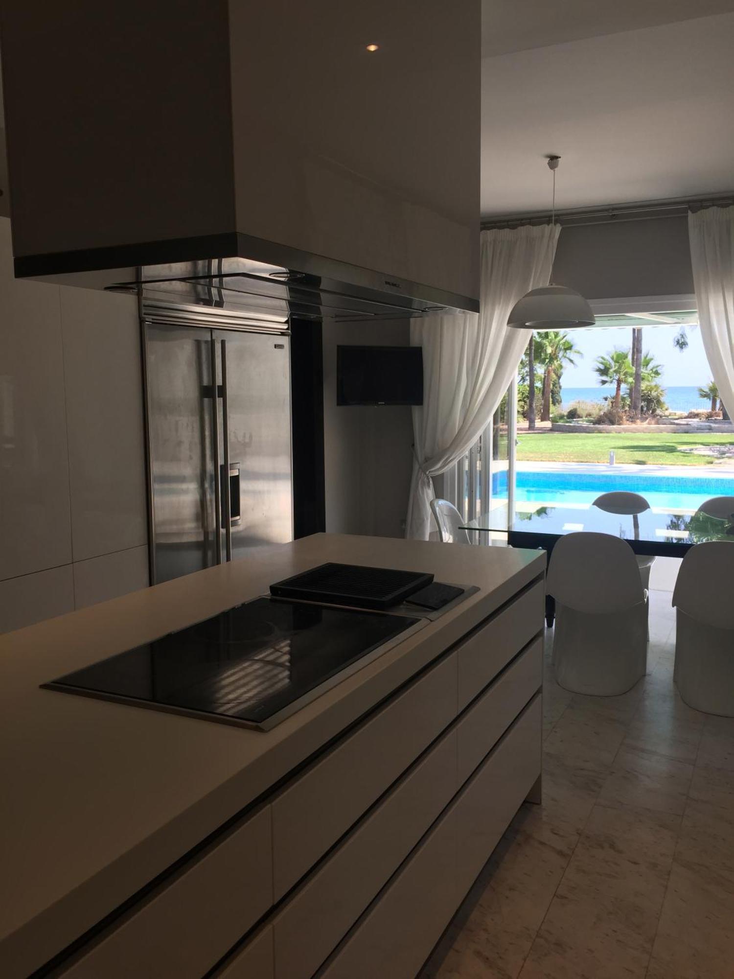 Deluxe First Line Villa Перволия Екстериор снимка
