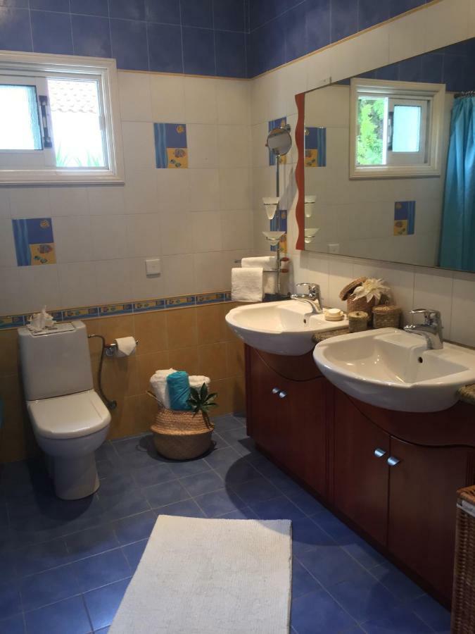 Deluxe First Line Villa Перволия Екстериор снимка